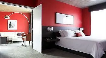 Central Hotel