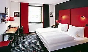 Central Hotel